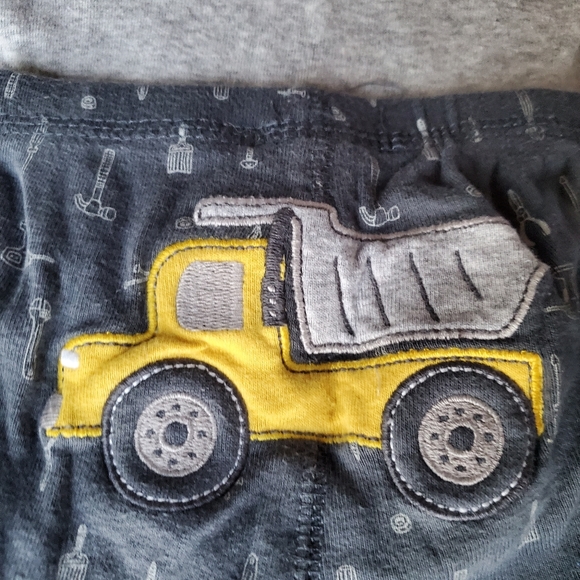 Carter's Matching Set - Picture 3 of 3